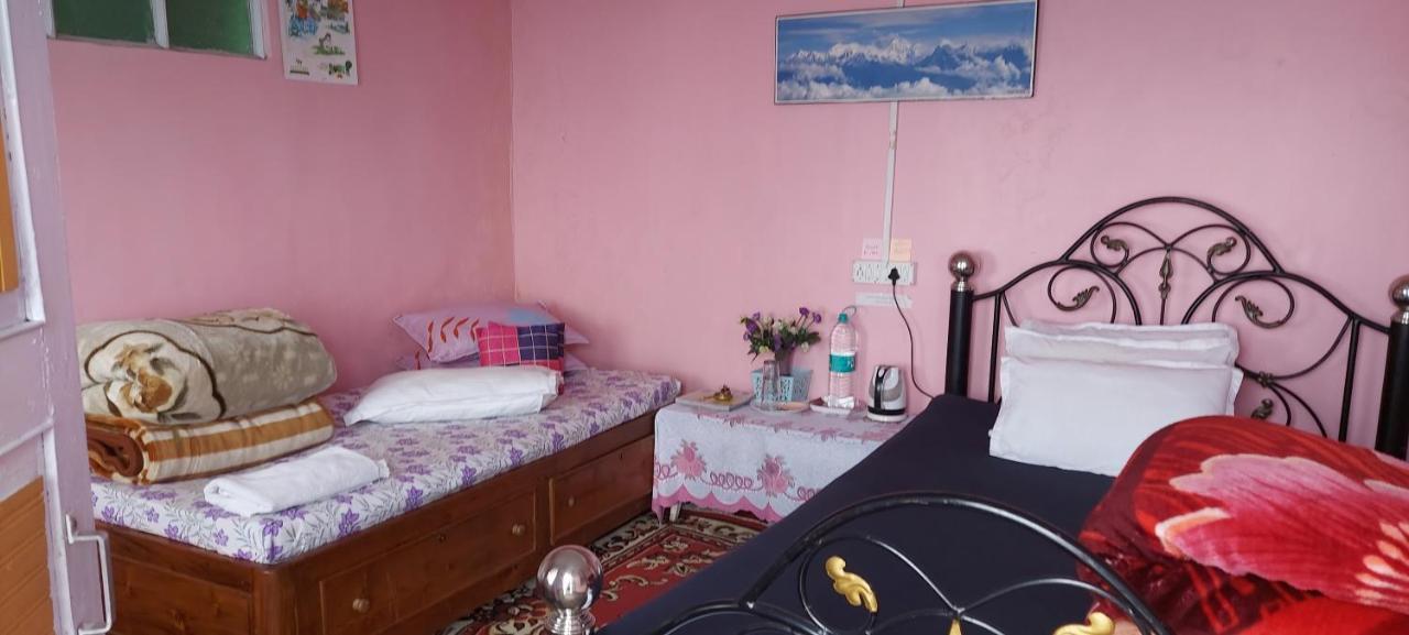 Vajra Kunj Homestay Darjeeling  Esterno foto